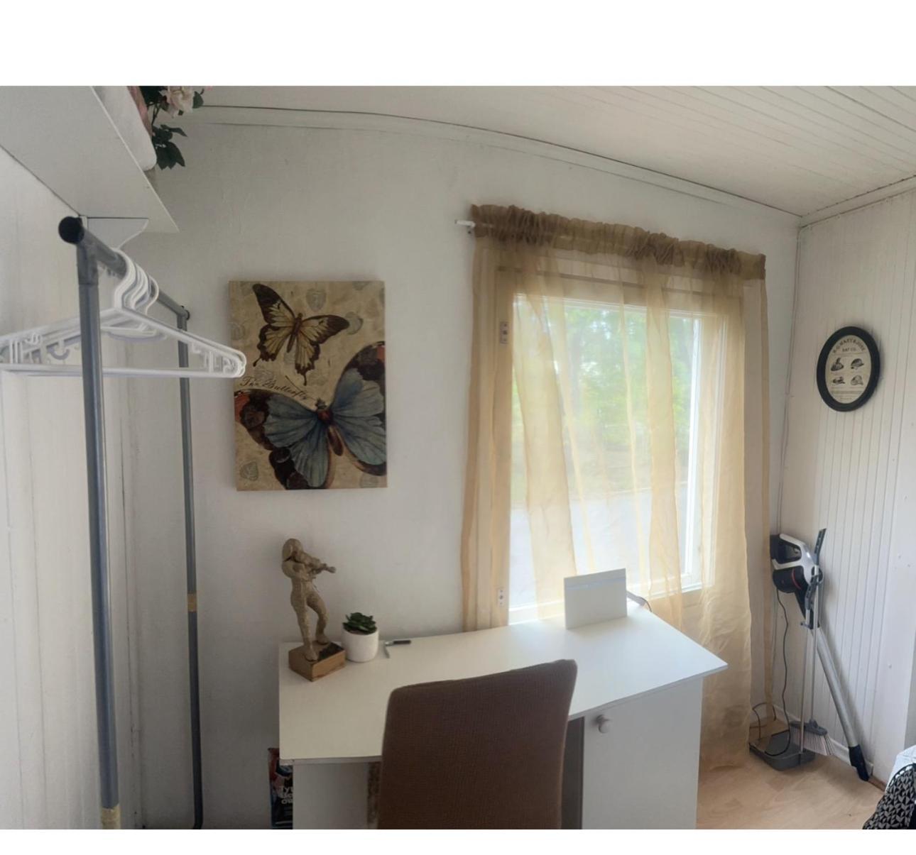 Small Wooden House 1 Km From River Turku
